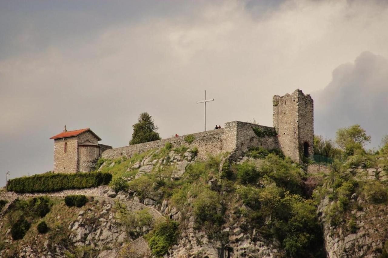 Rocca Dell'Innominato Lecco Extérieur photo